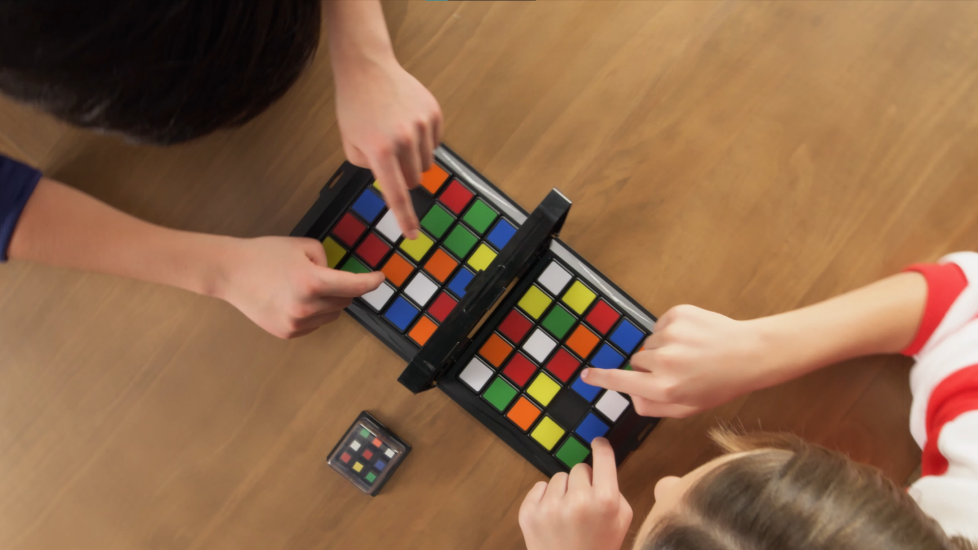 Rubik's - Race